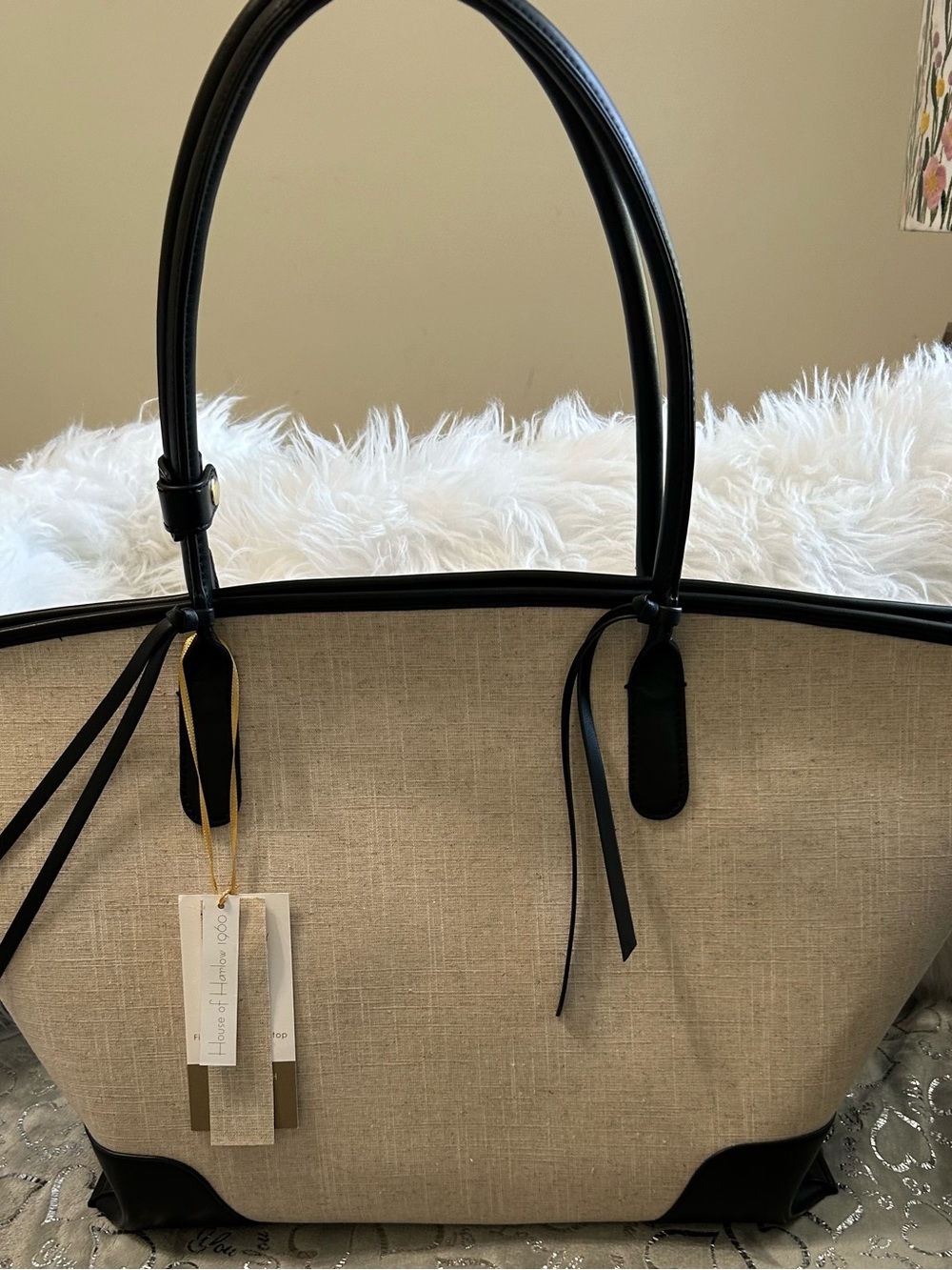 NWT House of Harlow 1960, 18’”, Cream and Black, Two-Tone Tote